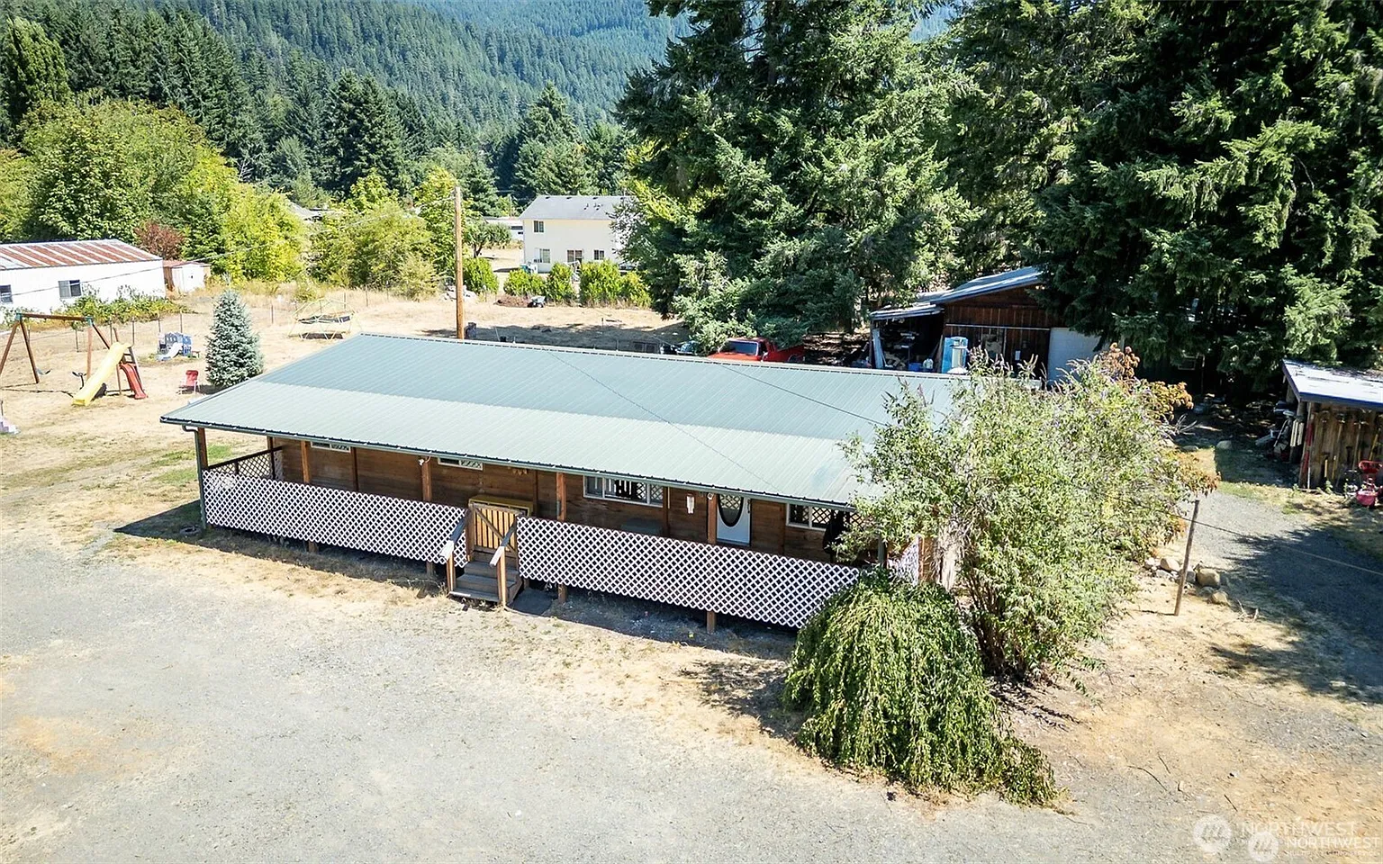 142 Gharet Rd. photo 1