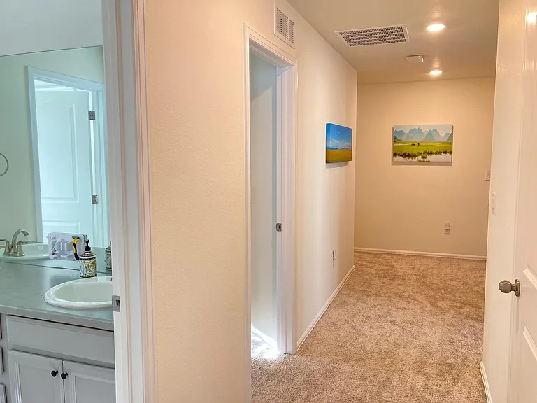 539 Navion Ln — Photo 8