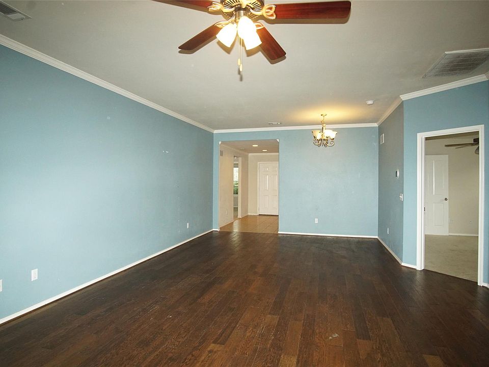 1st image of 907 Mazatlan Ct