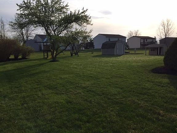 2nd image of 9682 Redwood Cir