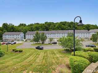 28 Armstrong Rd UNIT C15, Coventry, CT 06238