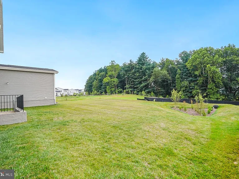 12321 Potomac Hunt Rd — Photo 60