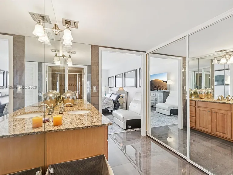 3550 Galt Ocean Dr #501 — Photo 26