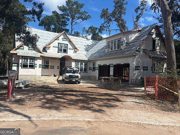 2nd image of 125 Canopy Ct