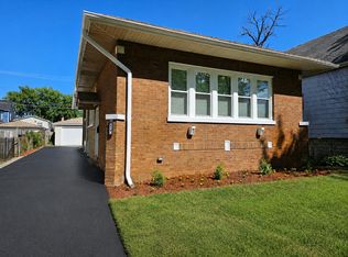 8819 S Carpenter St, Chicago, IL 60620
