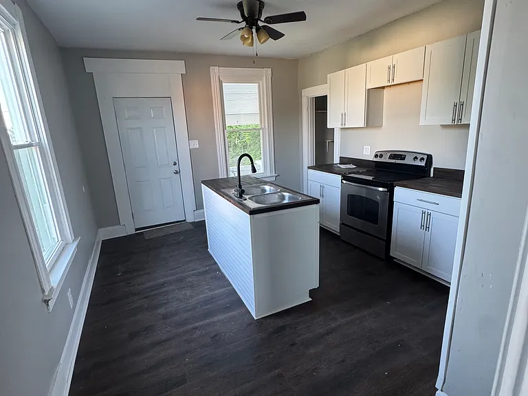 201 Gordon Ave — Photo 6