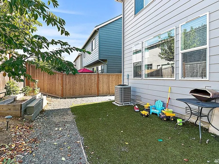 9712 17th Pl SE — Photo 15