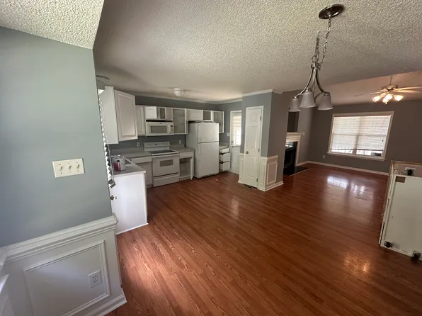 405 Waterford Dr, Clayton, NC 27520