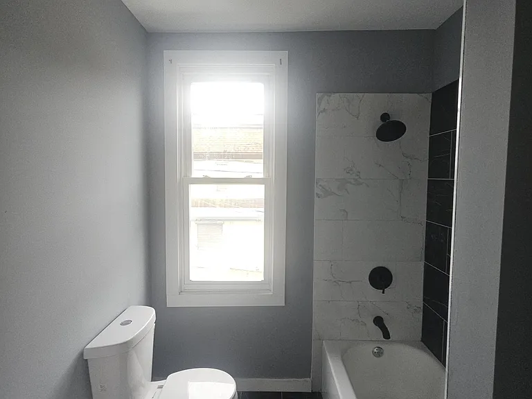 559 Grove St #2F — Photo 5