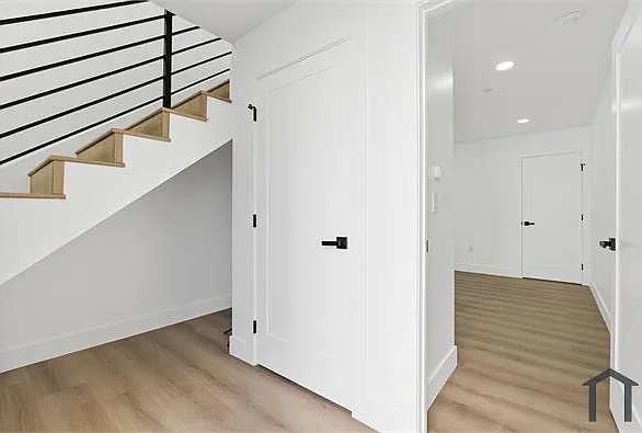 3126 Blanchard St #2 — Photo 29