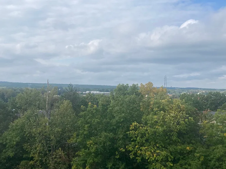 Dover Farms Apartments — Photo 36