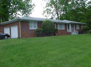 116 Dana Dr, Oak Ridge, TN 37830