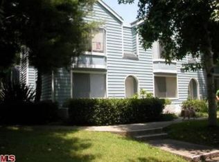 285 E Villa St APT 1, Pasadena, CA 91101