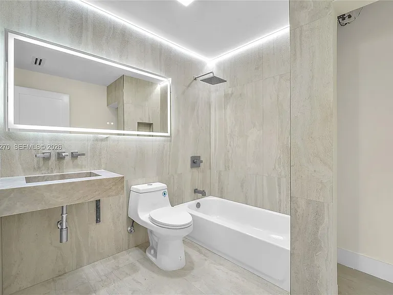 4700 SW 110th Ave — Photo 10