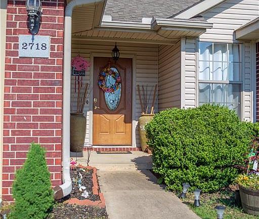 4th image of 2718 Highland Cir
