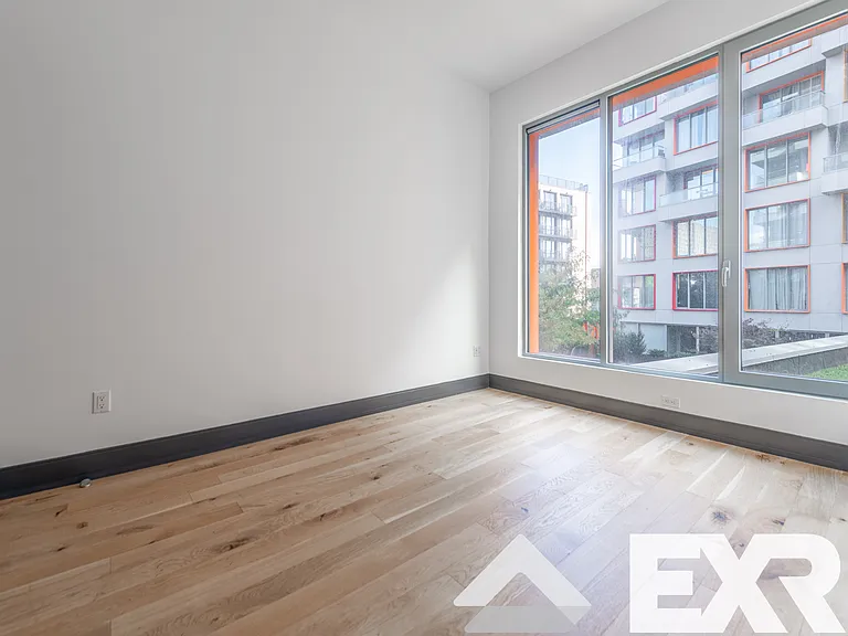 10 Montieth St #410 — Photo 4