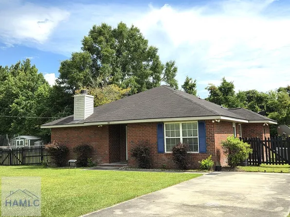 55 E Deer Ct, Midway, GA 31320