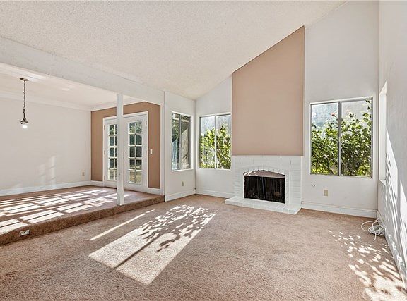 4th image of 17608 Sidwell St