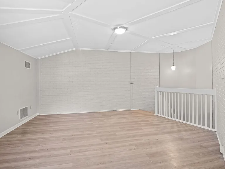 Foxtree Apartments — Photo 42