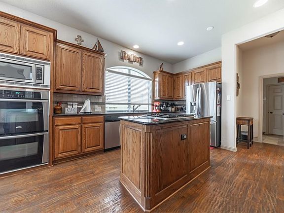 5th image of 6835 Shalloway Dr
