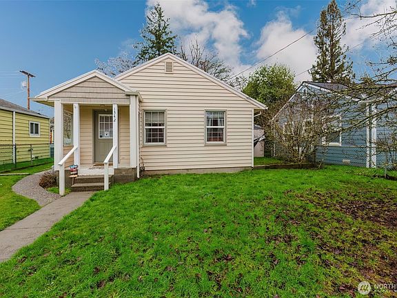 3rd image of 1342 N Montgomery Avenue