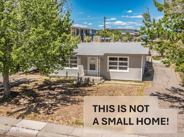 208 E Pine Ave, Bloomfield, NM 87413