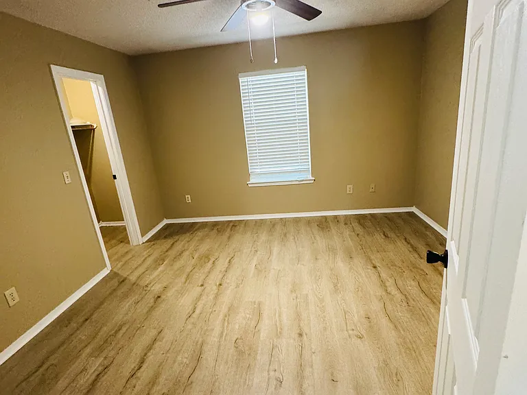 5707 Samantha St #A — Photo 8