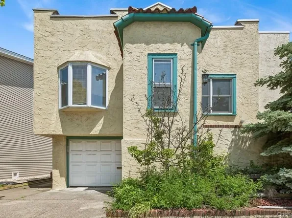 128 Belmont Avenue, Long Beach, NY 11561