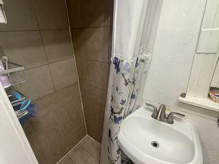 260 S Iowa St — Photo 8
