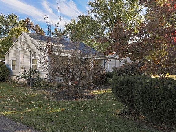 3rd image of 205 Bonnie Ln