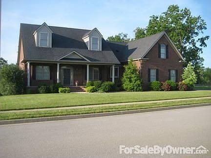 1st image of 416 Hawthorne Dr