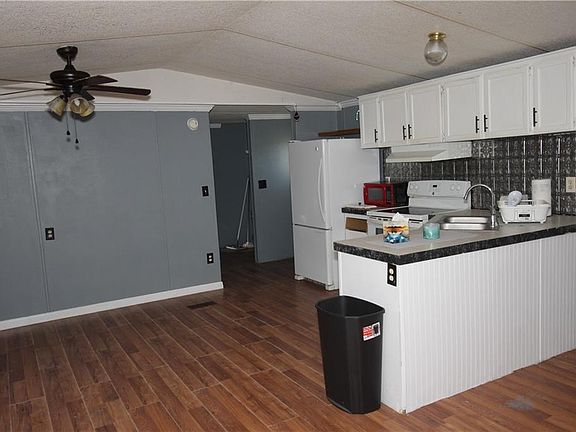 5th image of 255 English Rd