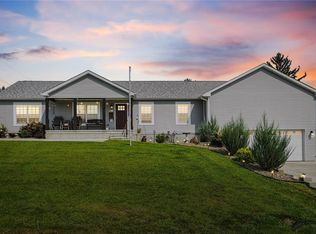 400 Summer St SE, Shellsburg, IA 52332