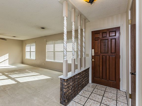 4th image of 1705 W Mimosa St