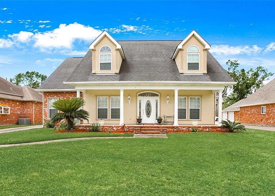 1st image of 143 Oaklawn Ridge Ln