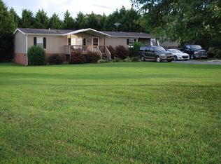 206 Harvest Ln, Fountain Inn, SC 29644