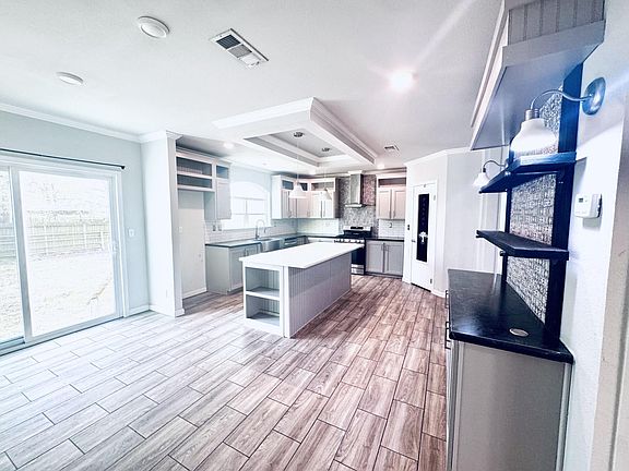 5th image of 515 Fm 834 Rd W