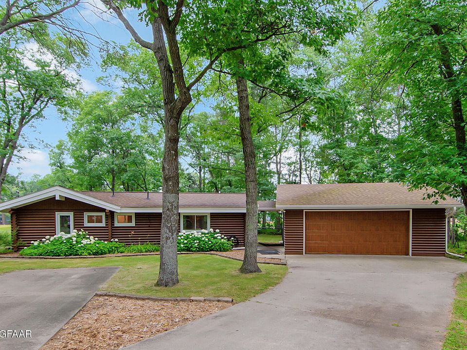 1st image of 8672 Wren Dr