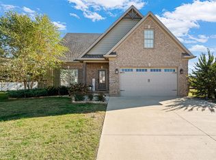 2730 Winstar Ct, Bowling Green, KY 42104