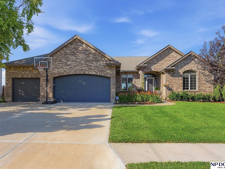 15339 Gilder Ave, Bennington, NE 68007 | MLS #22626425 | Zillow