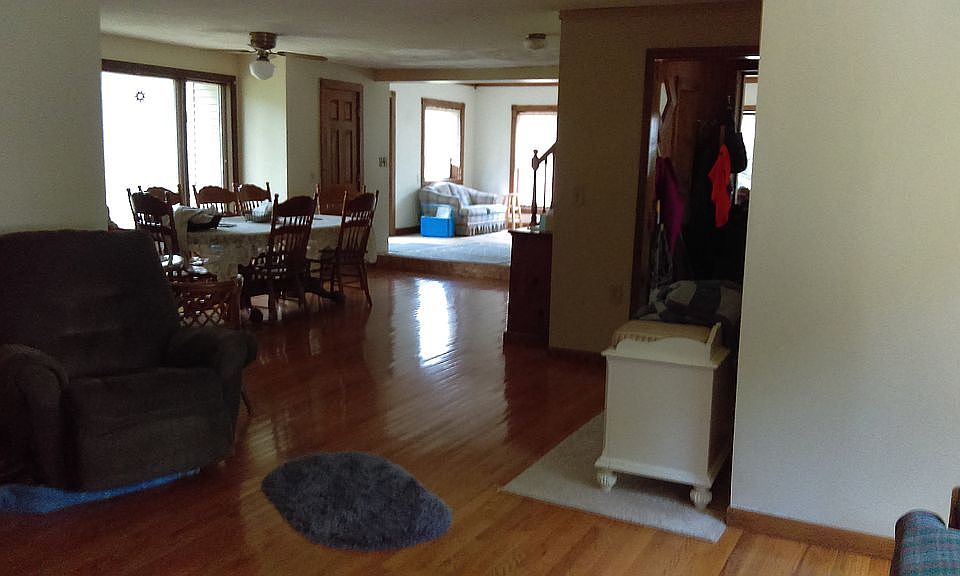Living, dining, piano, entr