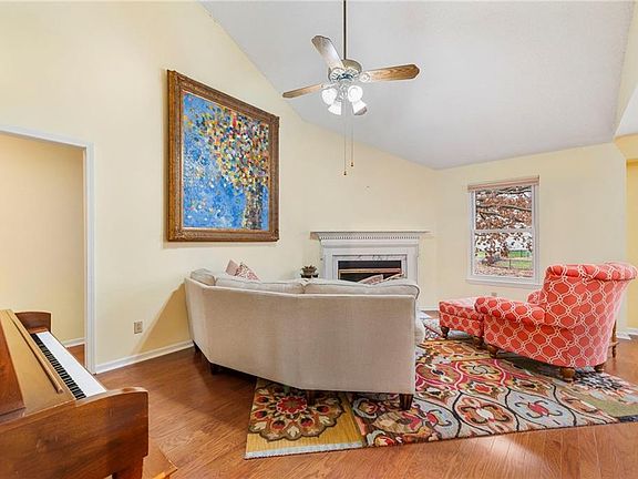 3rd image of 23835 W 57th St