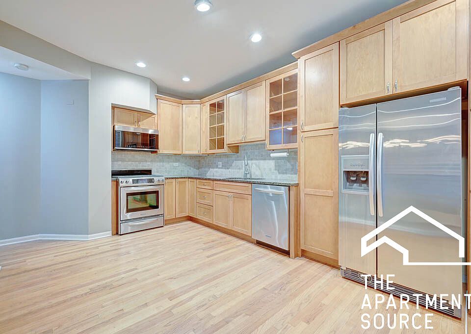 1st image of 1923 N Sheffield Ave #2