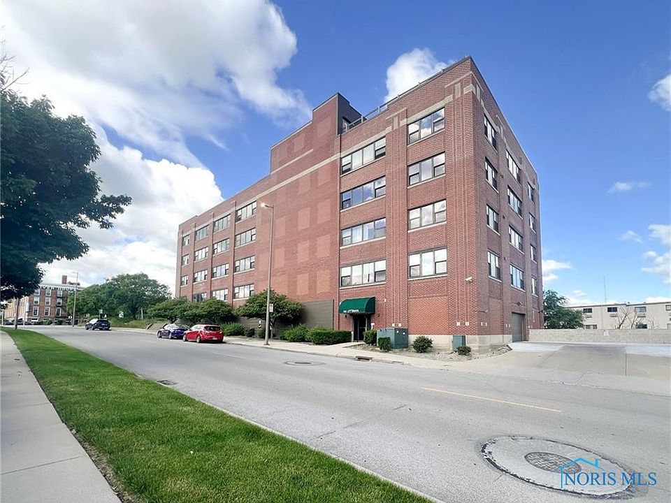 1st image of 110 Ottawa St APT 3A