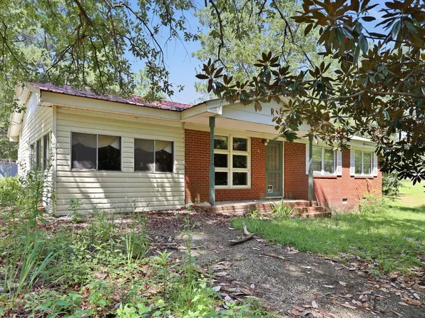 120 Zollie Ln, Cameron, NC 28326