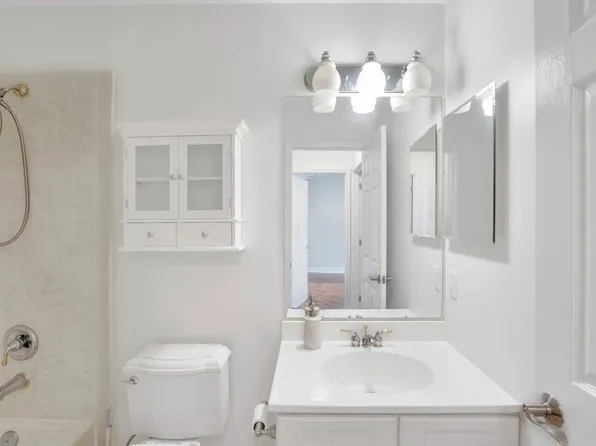 100 Abbie Court image 23 of 41