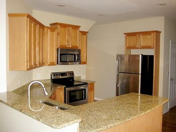 5th image of 347 Laurel Glen Xing #00