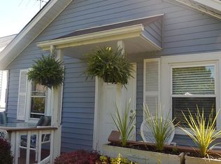 4900 Francis Dr, Geneva, OH 44041