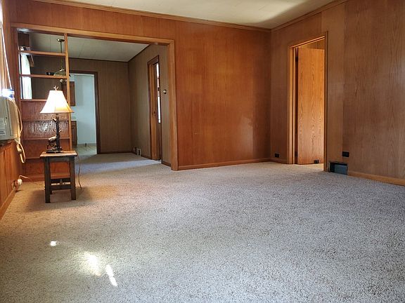 2nd image of 110 N Colorado Ave
