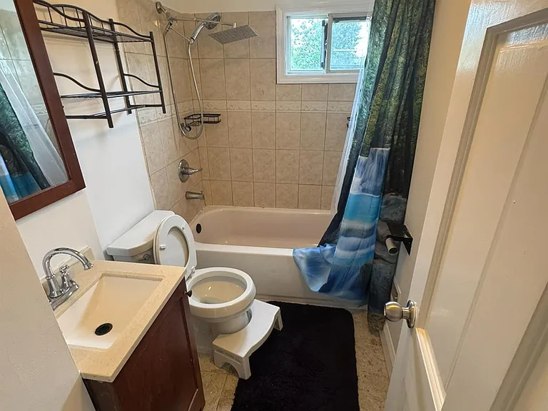 51 Kenwood Ter — Photo 17